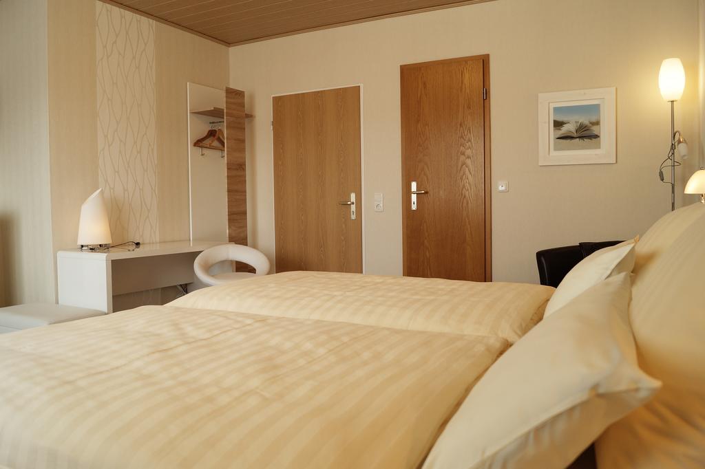 Pension Huhn Angersbach Δωμάτιο φωτογραφία