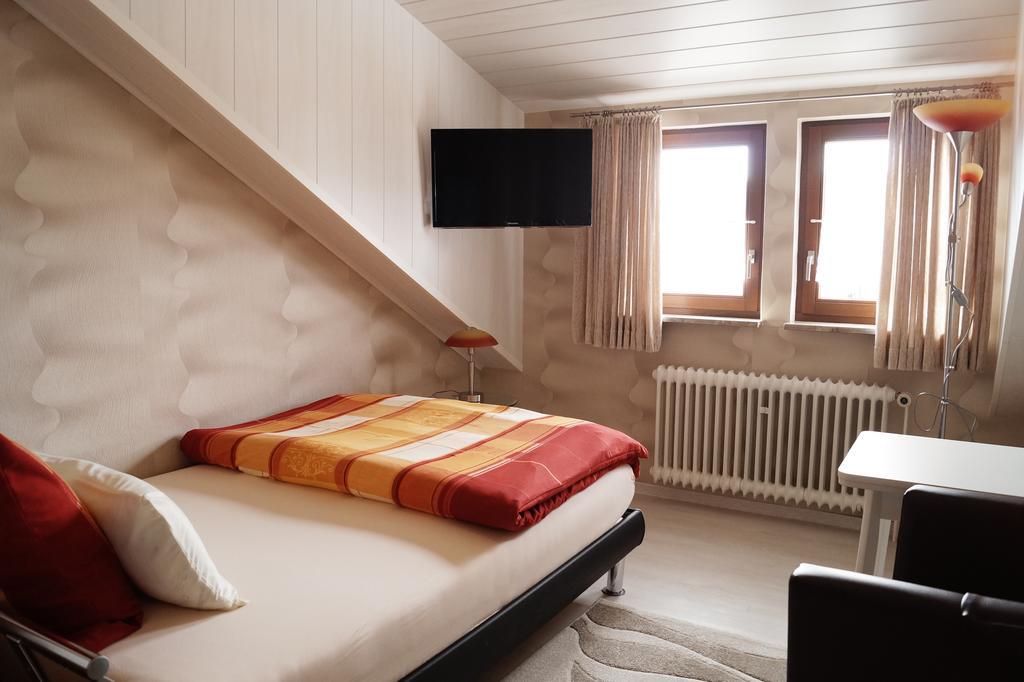 Pension Huhn Angersbach Δωμάτιο φωτογραφία
